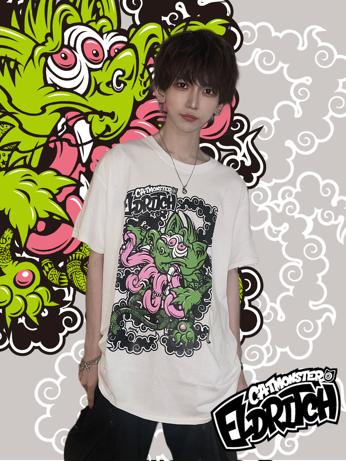 【ELDRITCH CAT】T-shirtsの商品着用画像