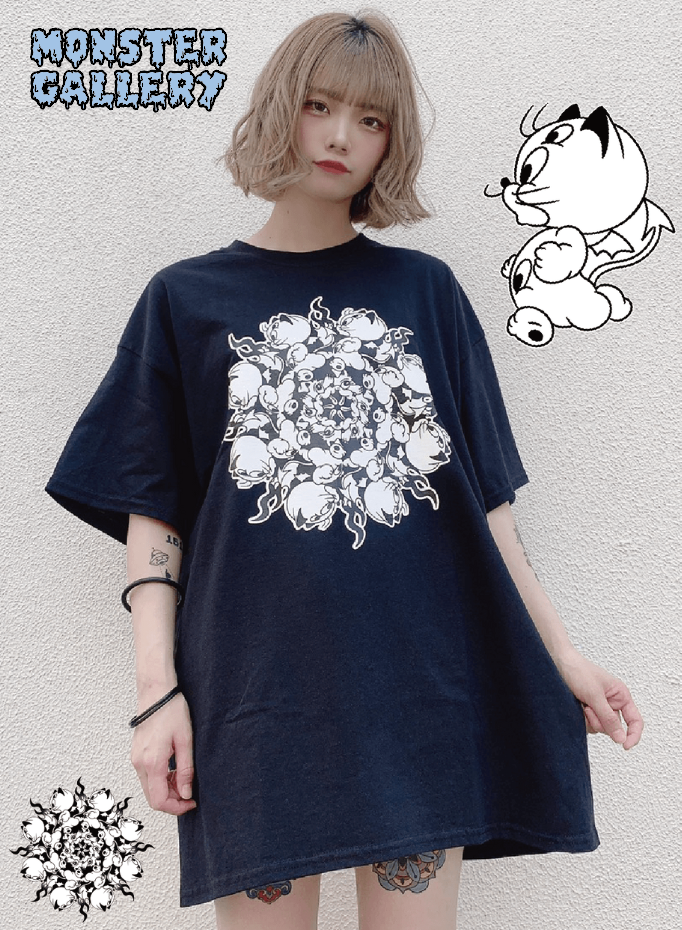 【ANIMAL DASH CAT】T-shirtsの商品着用画像