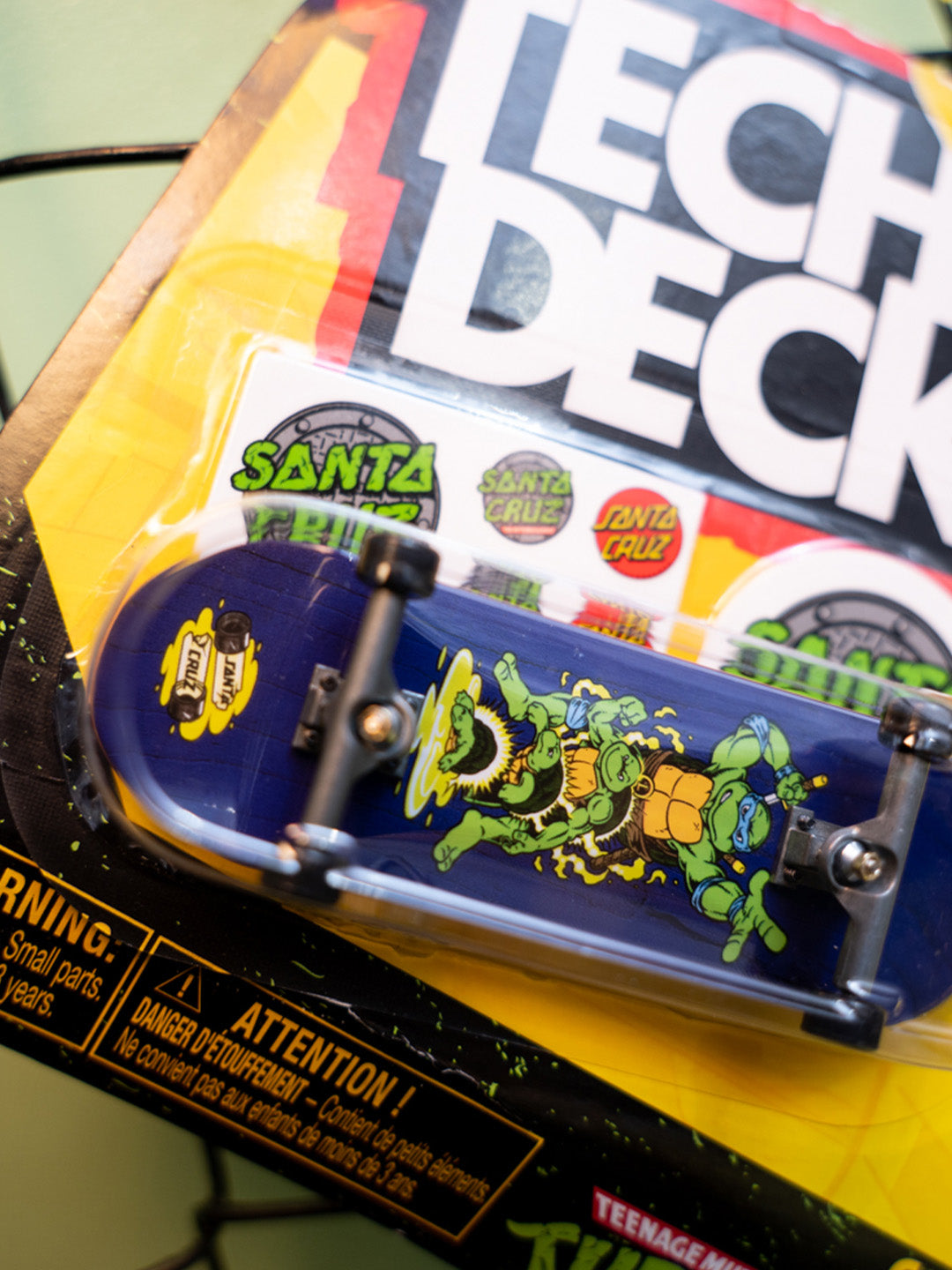 TECH DECK / SANTA CRUZ VOL.18 NINJA TURTLES – RESOLUTION OSAKA