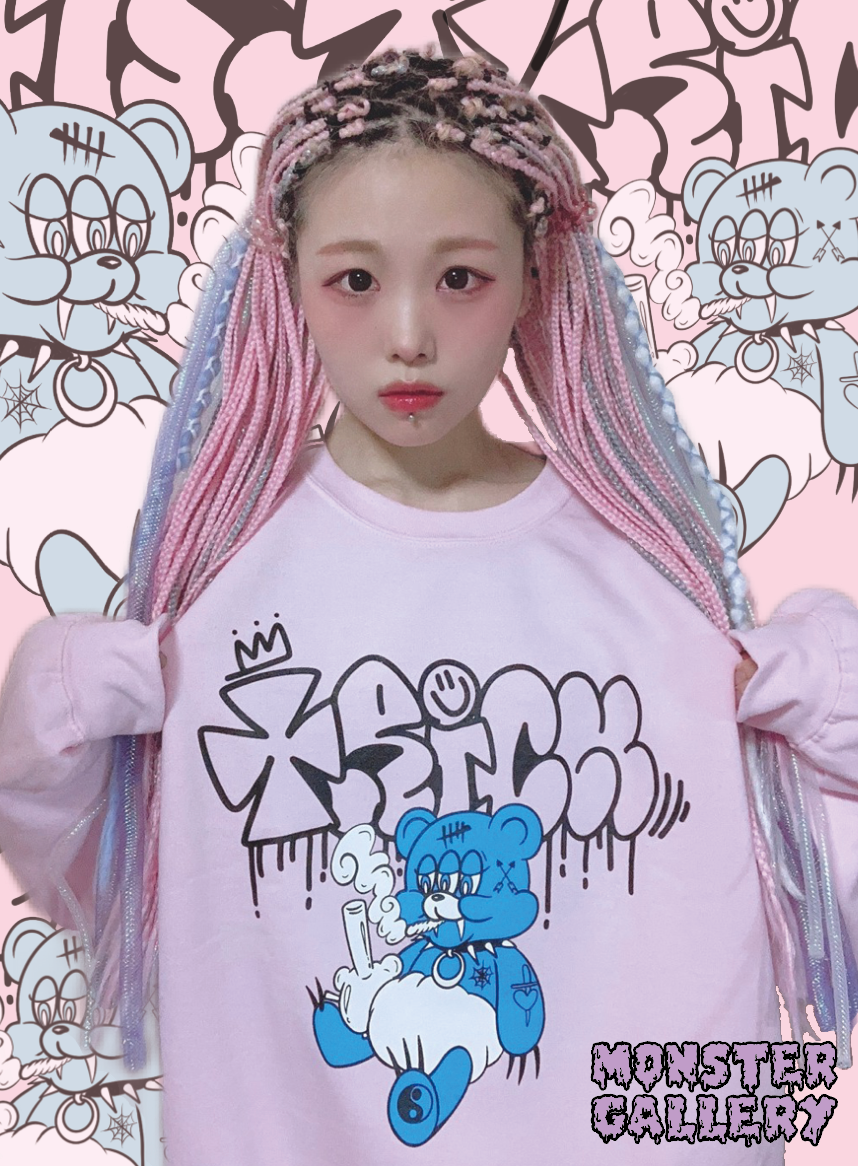 【TRIP BEAR】Sweatの商品着用画像