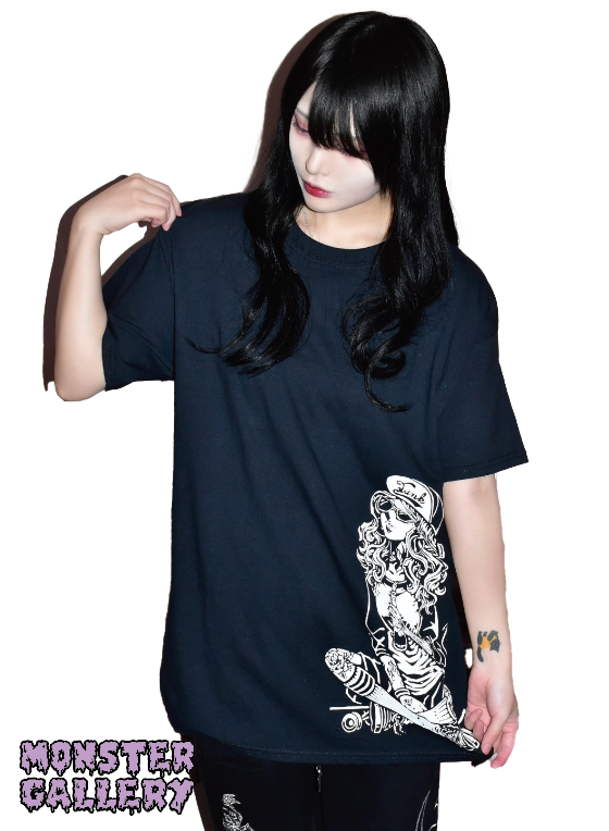 【JUNK GIRL】T-shirtsの商品着用画像